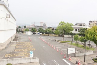 市民会館駐車場を開放 中心部の渋滞緩和へ Vision Okayama